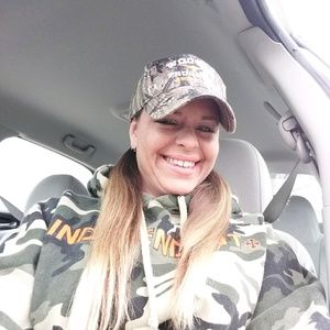 Meet your Posher, Cari